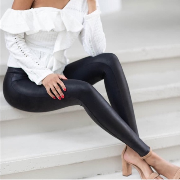 SPANX Pants - Spanx Faux Leather Leggings in Size Large